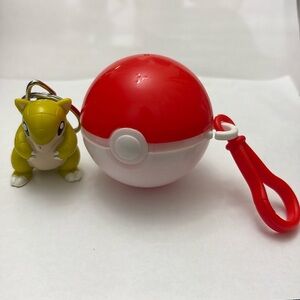 1999 Burger King Pokemon #27 Sandshrew keychain with Pokeball